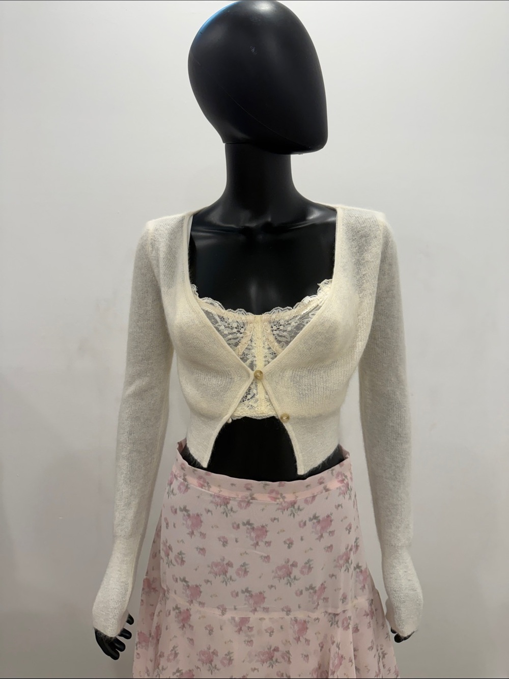 JACQUEMUS Cropped Mohair Cardigan Ivory Cream 38 M New Soft Luxury Knit
